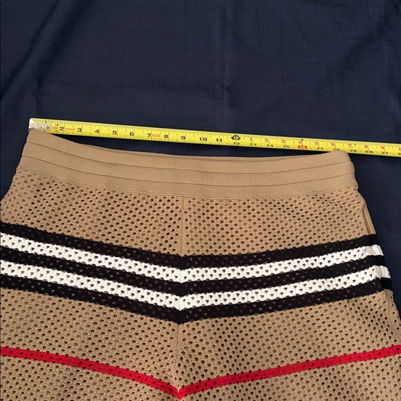 Burberry Tan Knit Shorts - Picture 5 of 11